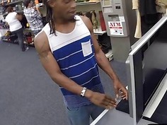 Black BF let the pawn man fuck his GF while hes filming it